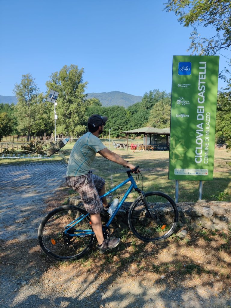 Signposting Ciclovia dei Castelli Lunigiana